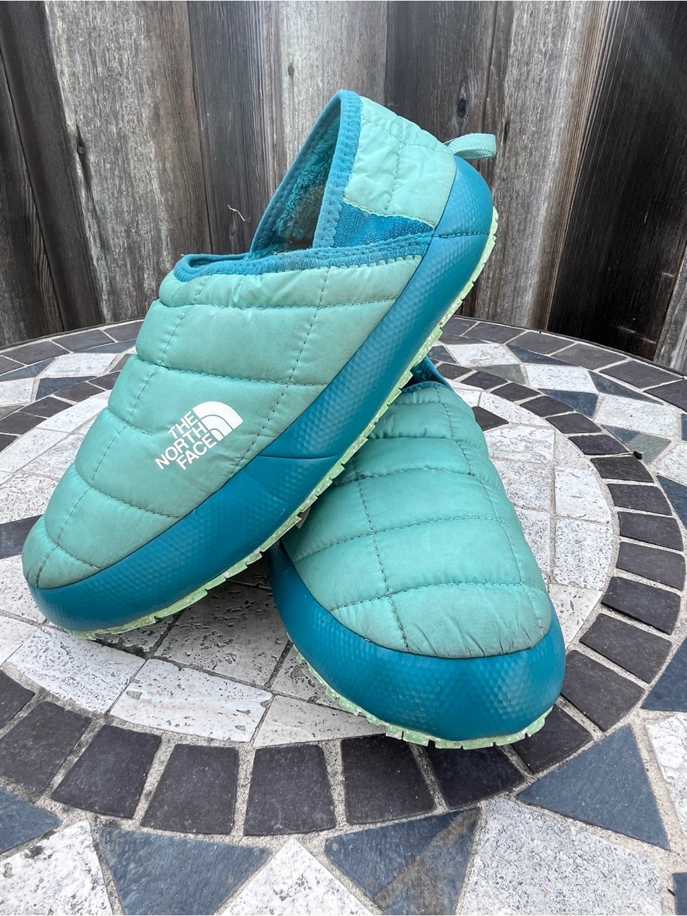 The North Face ThermoBall Eco Insulated Women’s Mule Fleece Lined Slippers Sz 7